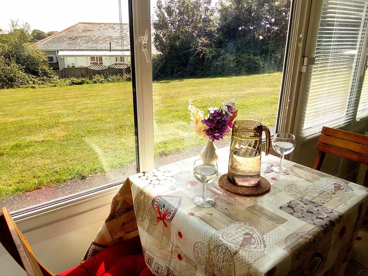 Chalet For Two - Dartmouth Eksteriør billede